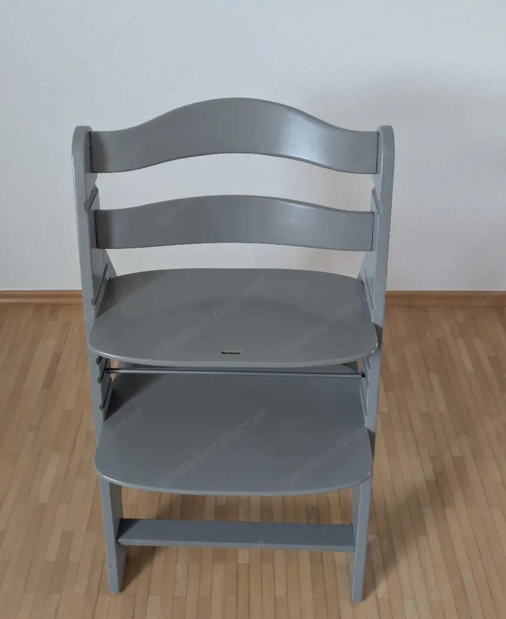 Mitwachsender Hochstuhl