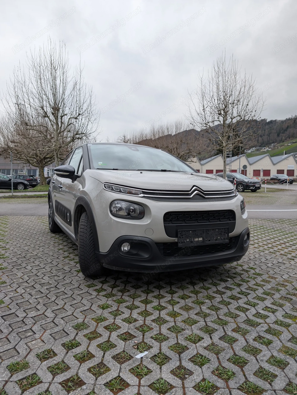 Citroen C3 PureTech Serviceheft gepflegt und frisch vorgeführt 