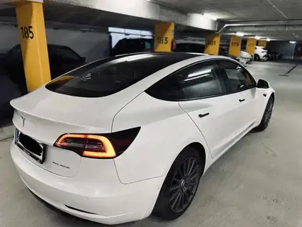 Tesla Model 3 Long Range
