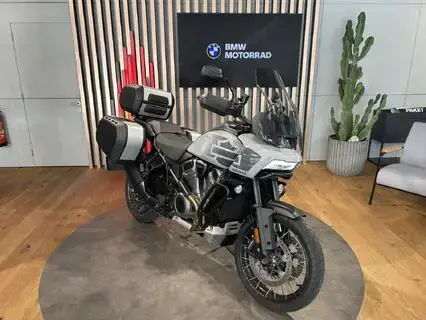 Harley Davidson Pan America 1250 Special inkl. originalem Quickshifter