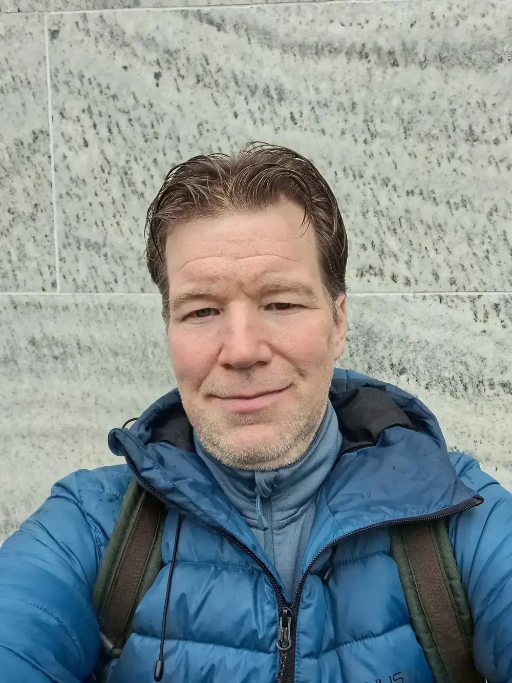 Kommunikativer Gefühlsmensch, flexibel & mobil sucht Partnerin für eine Liebesbeziehung auf Augenhöh