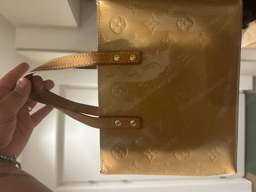 Louis vuitton Read PM Vernis 