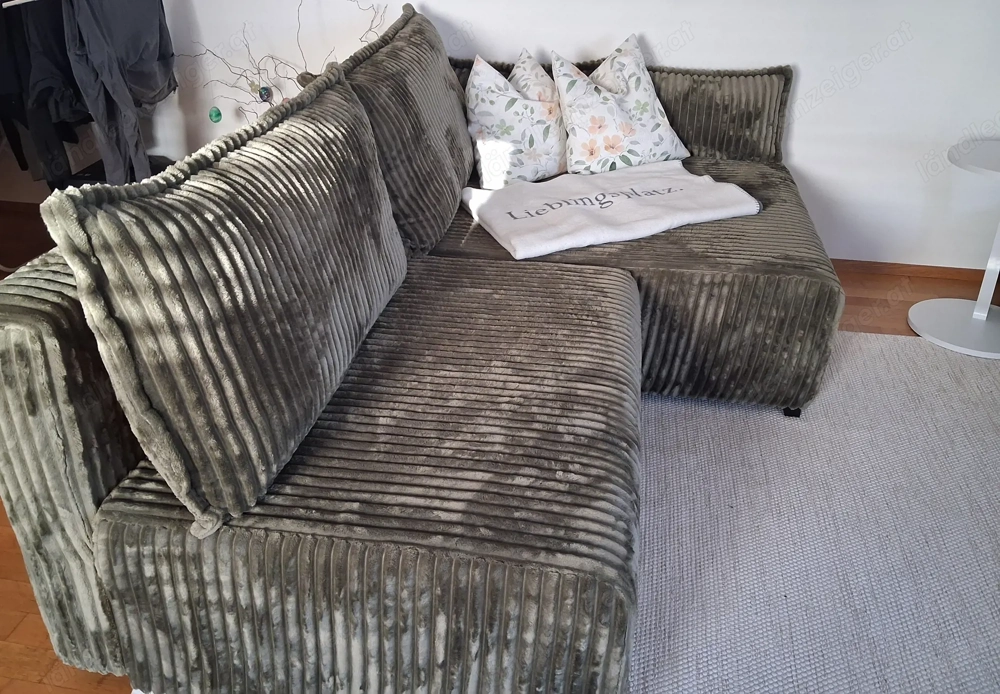 Eckcouch 210 x 140 cm, sehr guter Zustand