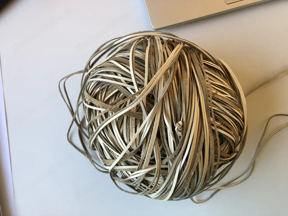 Lederschnüre , Bändel für Deko .