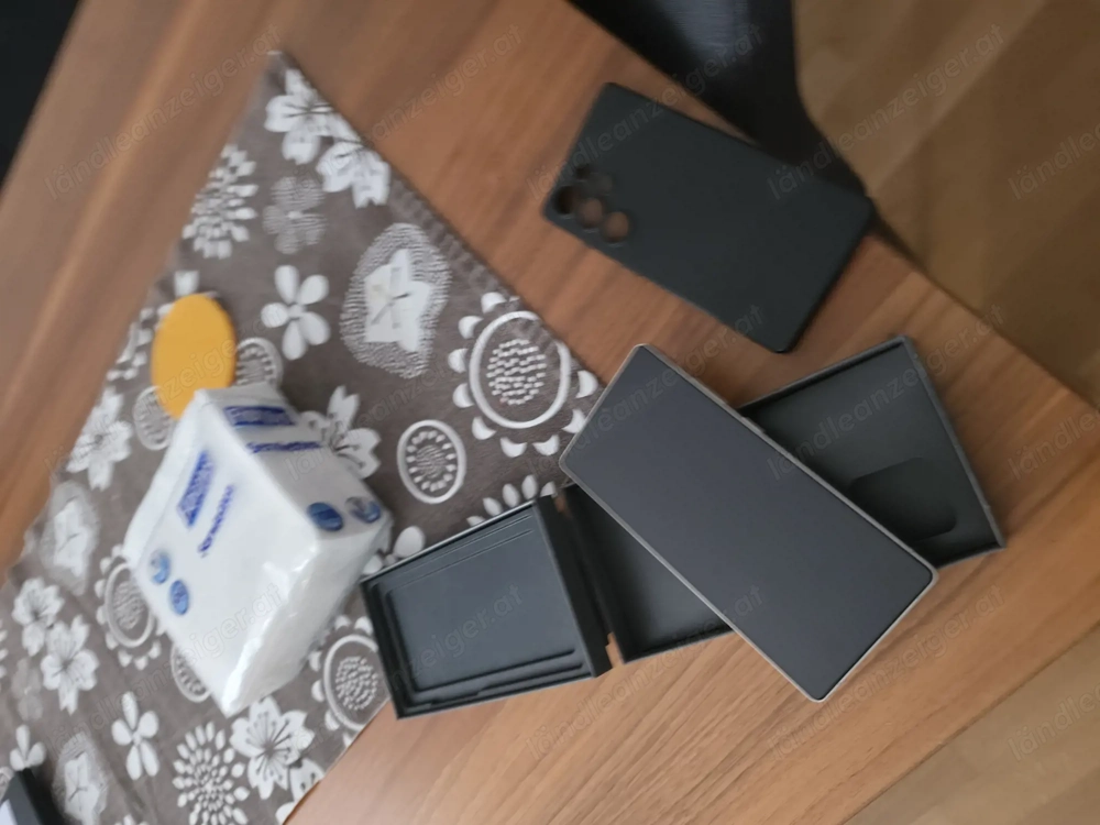 Samsung S25 Ultra 256gb Titanium Black inkl Hülle und panzerglas