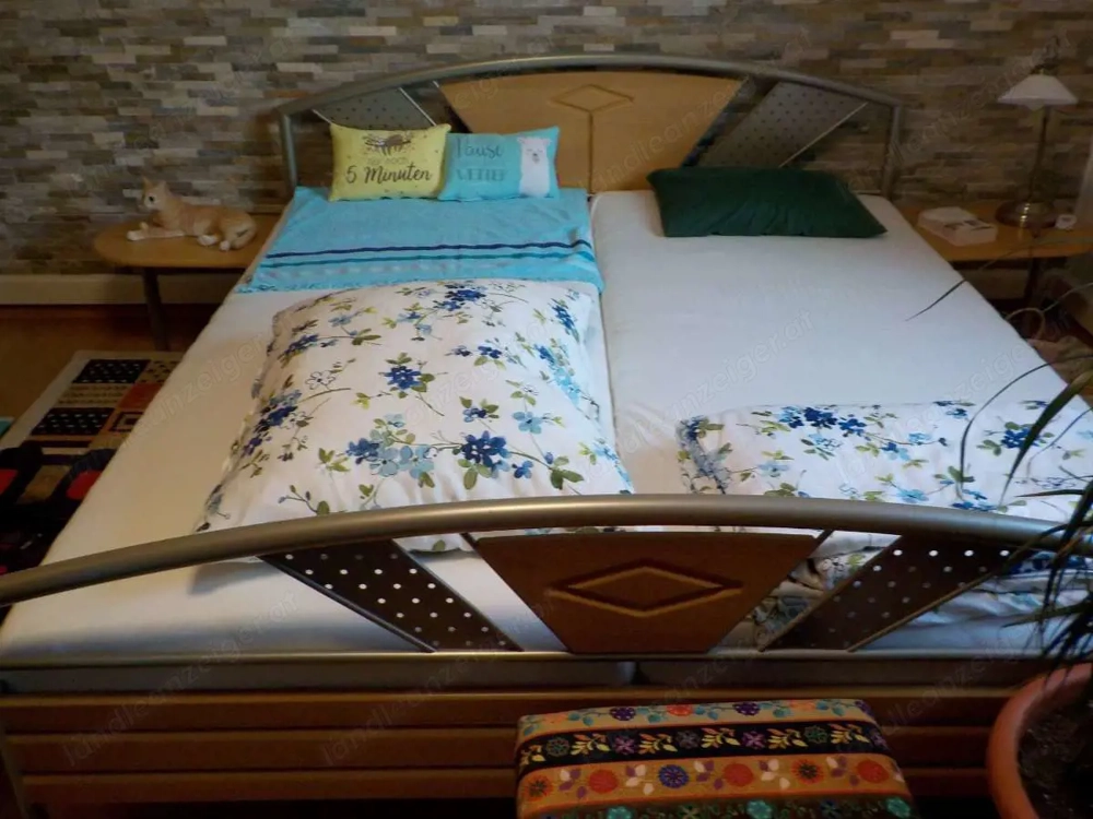Doppelbett Schlafzimmer