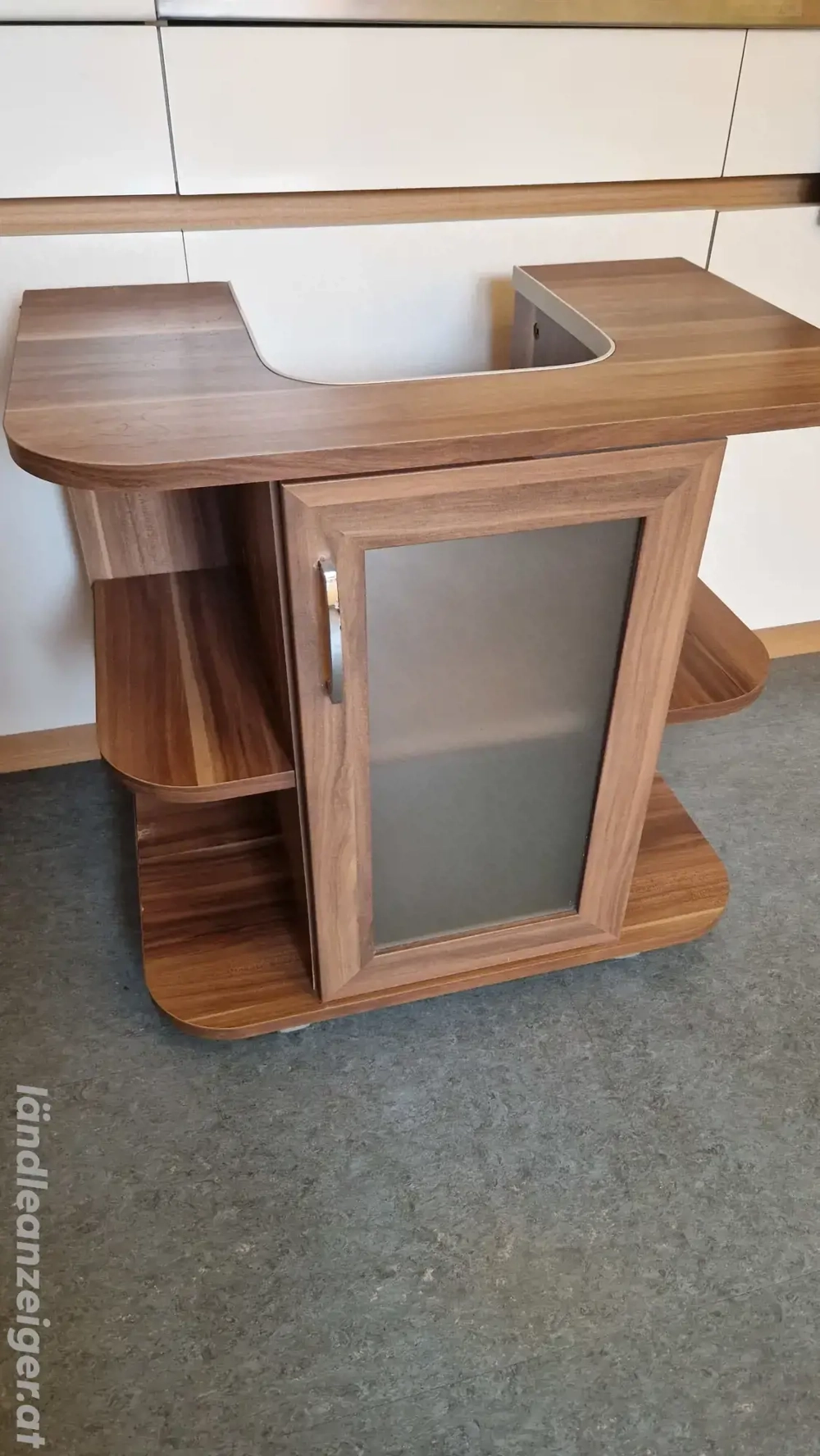 Waschbeckenunterschrank