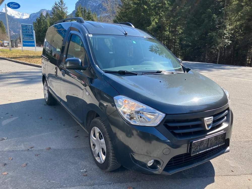 Dacia Dokker Laureate