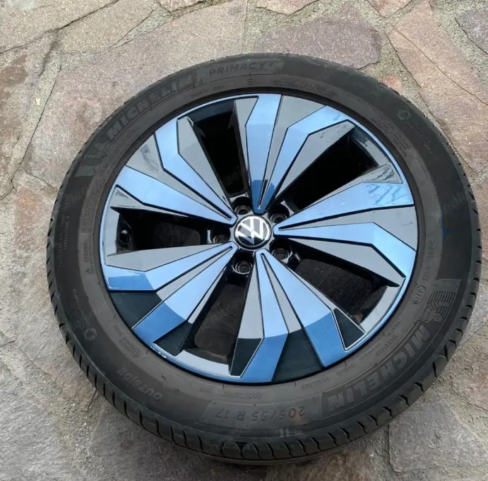 4 Stück Original Alu-Felgen 17 Zoll incl. Sommerreifen