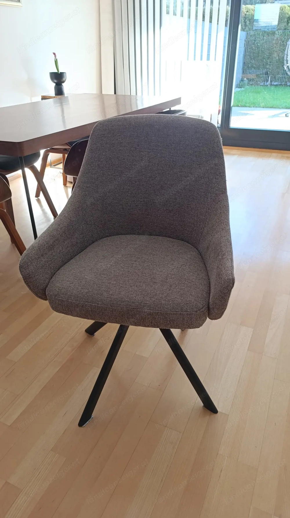 Moderner Polsterstuhl   Esszimmerstuhl   sehr guter Zustand