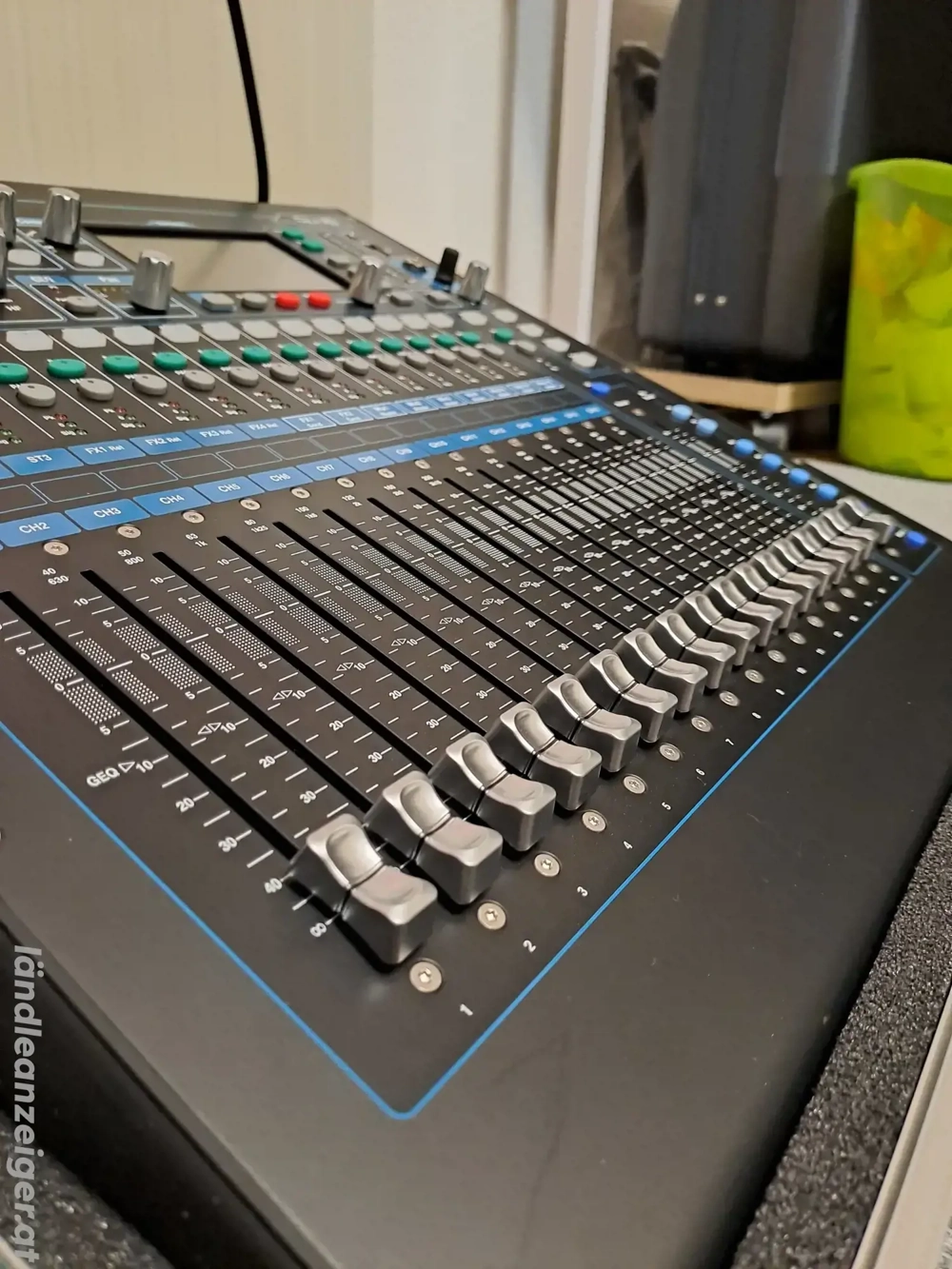 Allen & Heath Digitalmixer Qu 16
