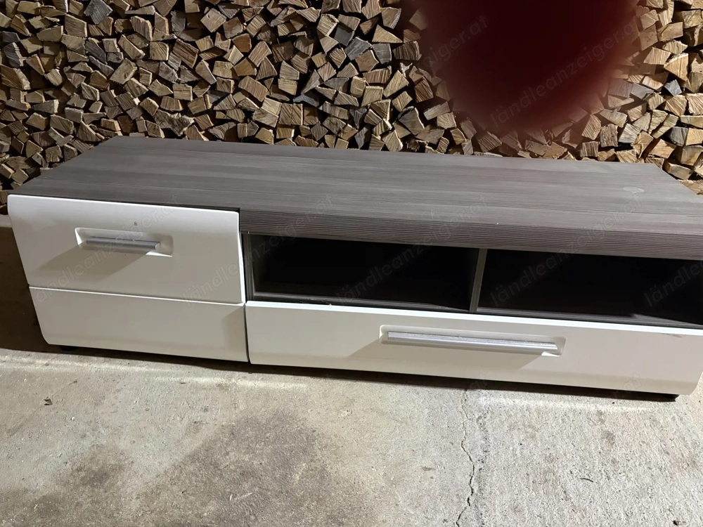 TV-Board   Lowboard   modern   viel Stauraum