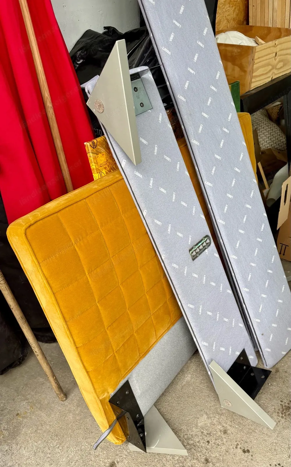 Hochwertiges Designer Bett, Matratze, Lattenrost 120 x 200 cm LEMA