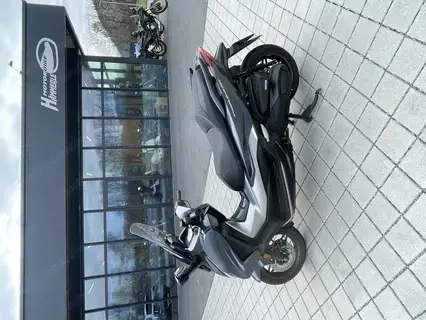 Honda Forza 350 Silber 