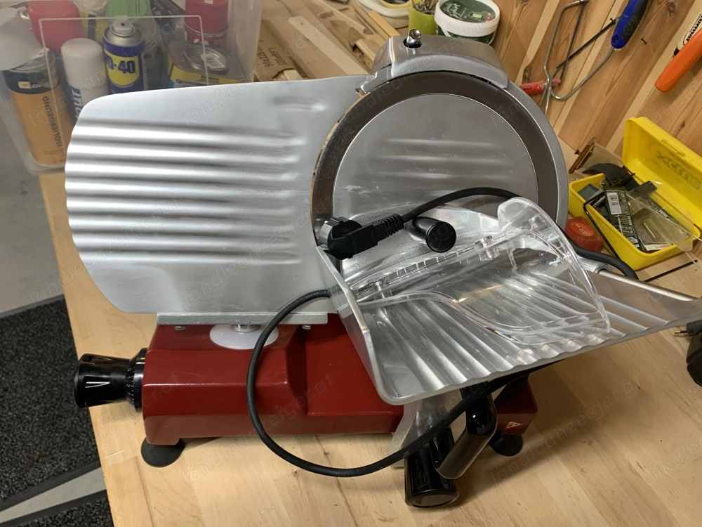 Aufschnittmaschine GGM Gastro AMH Serie