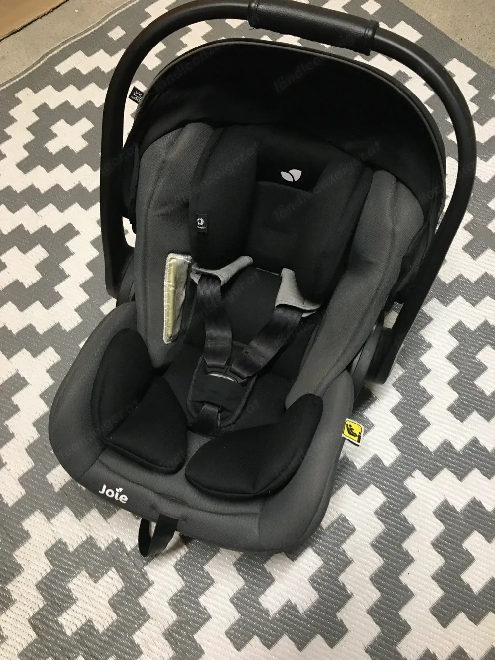 Babyschale Kindersitz