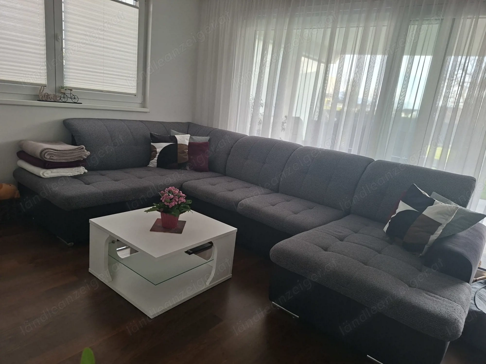 Wohnlandschaft in U- Form