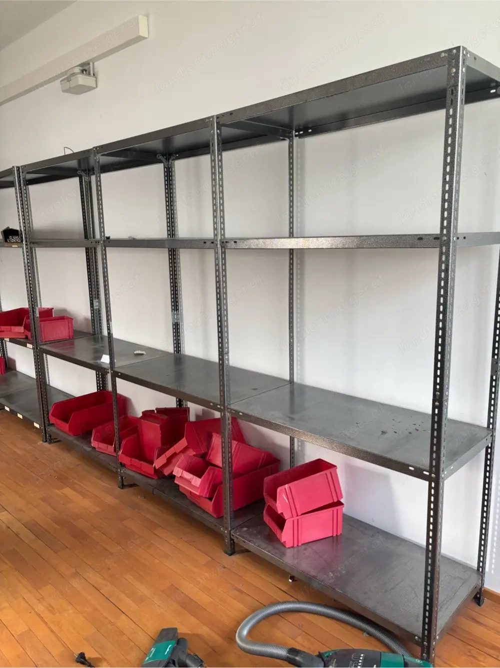 Regale für Lager oder Keller