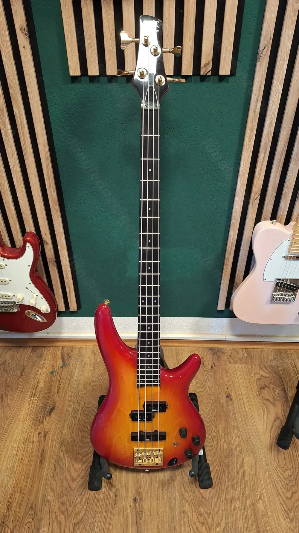 Verkaufe Bass Gitarre SD GR Soundgear by IBANEZ