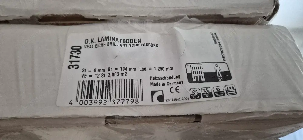 Laminat original verpackt 