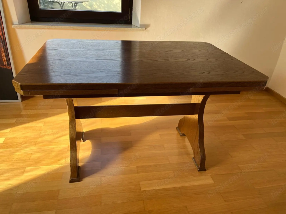 Ausziehbarer Küchentisch in dunkelbraun