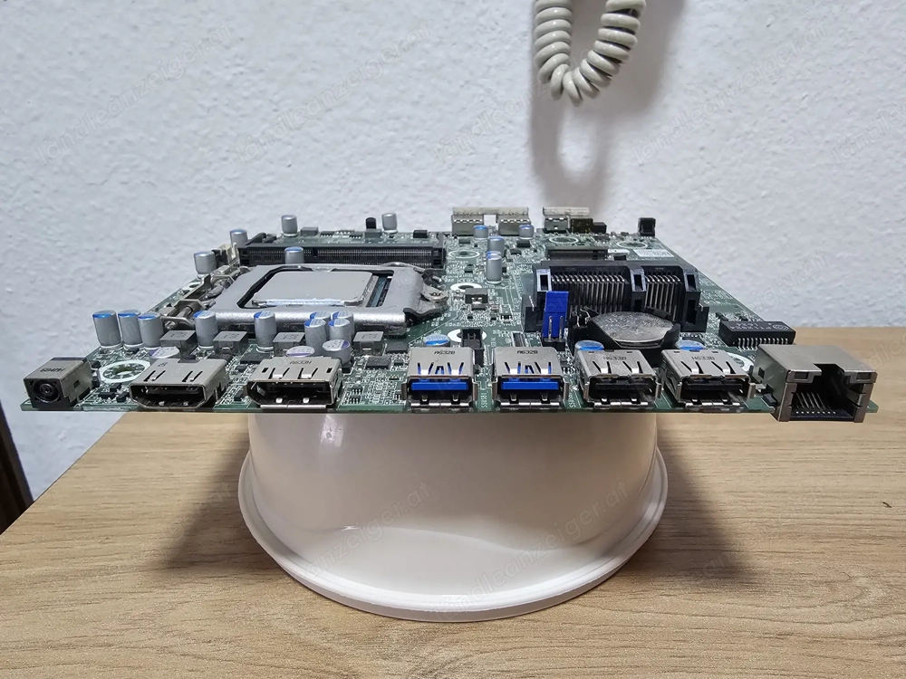 Mainborad + CPU eines DELL OptiPlex 3040m