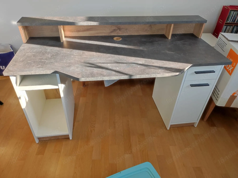 Schreibtisch Neuwertig 