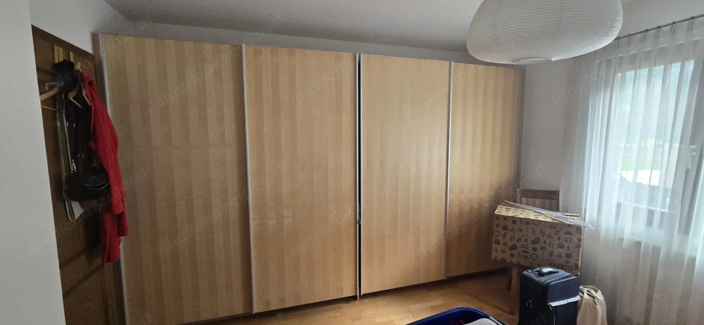 Einbauschrank zu verschenken