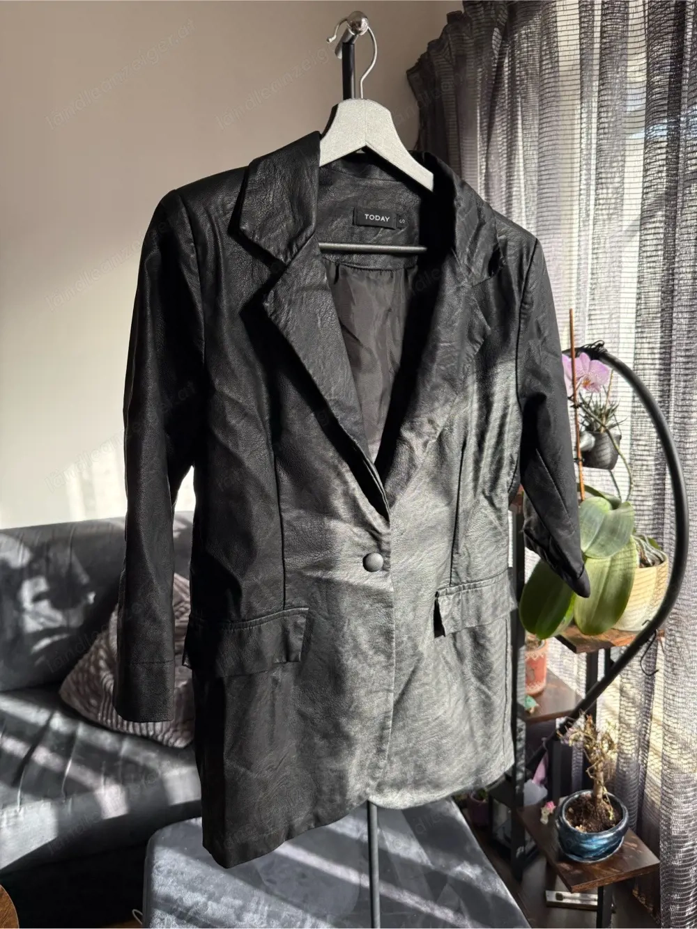 Chicoree Schwarzer Blazer elegant 