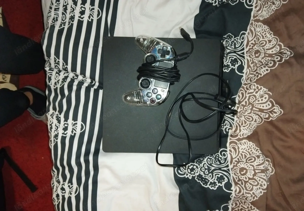 ps4 silm  in einem guten zustand 