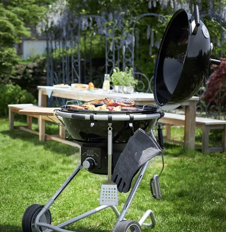 Rösle F60 Air   Premium Holzkohlenkugelgrill mit Zubehör gebraucht zu verkaufen