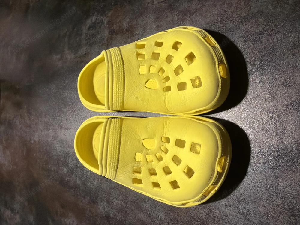 Kinder Crocs