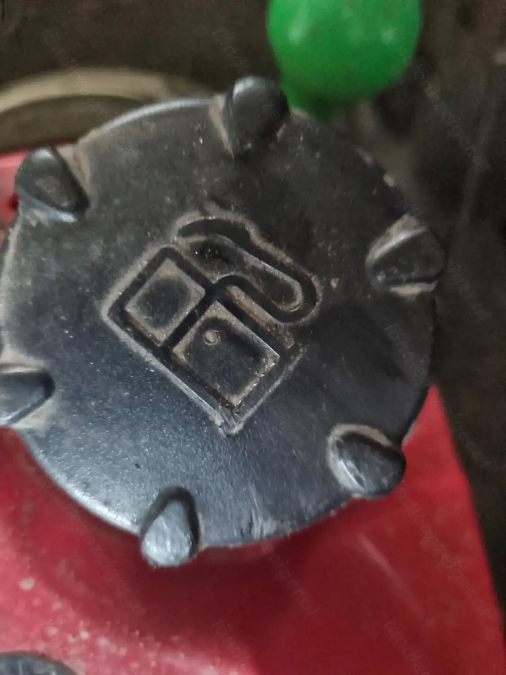 Alter Treibstoff (Diesel)