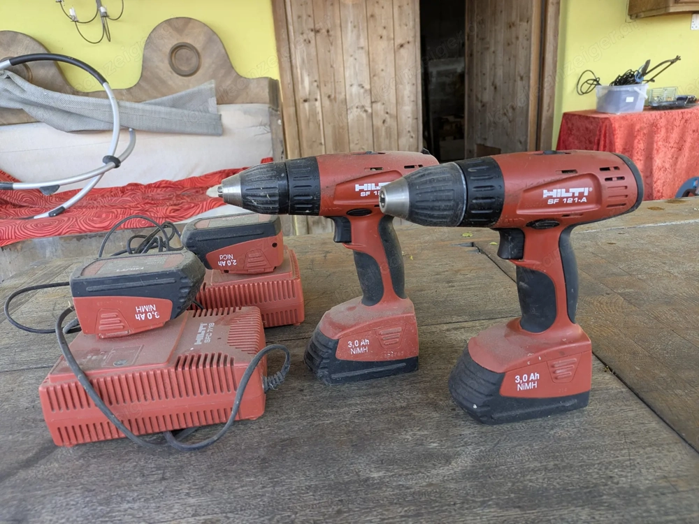 Hilti Akkuschrauber SF 121-A, 2 Akkus + Ladegerät