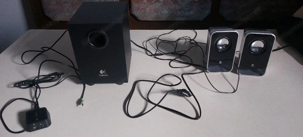 2x Lautsprecher, 1 Subwoofer 