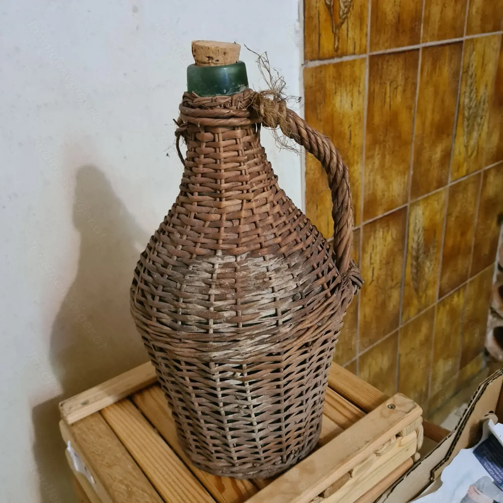 alte Flasche ca. 5 L Fassungsvemögen 