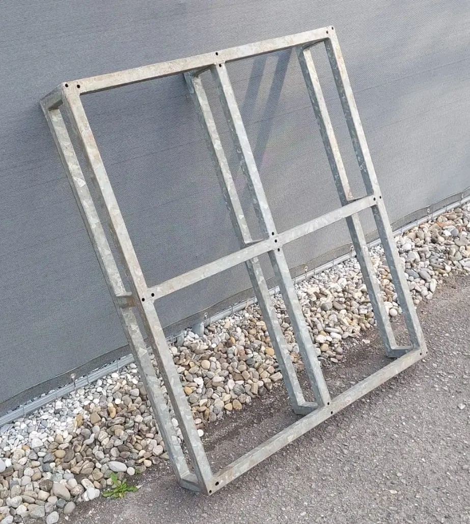 Stahlpalette 105x90x15cm