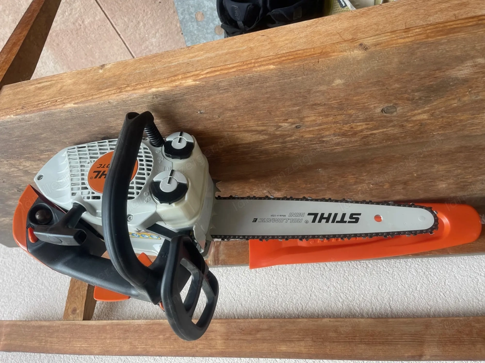 Nagelneue superleichte Stihl Benzin-Motorsäge MS 150 TC