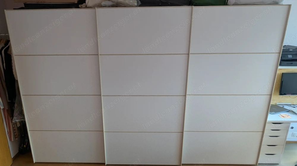 3-türiger Schwebetüren-Kleiderschrank, weiß, esche, 336 cm breit