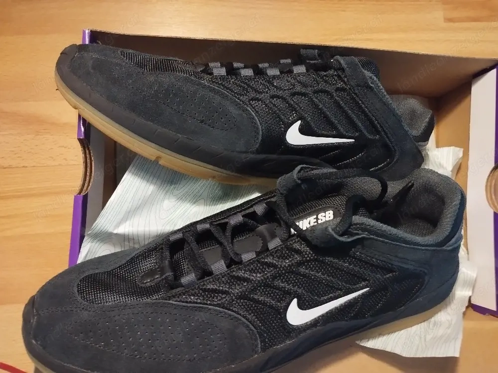 Nike SB Neu 44,5 schwarz