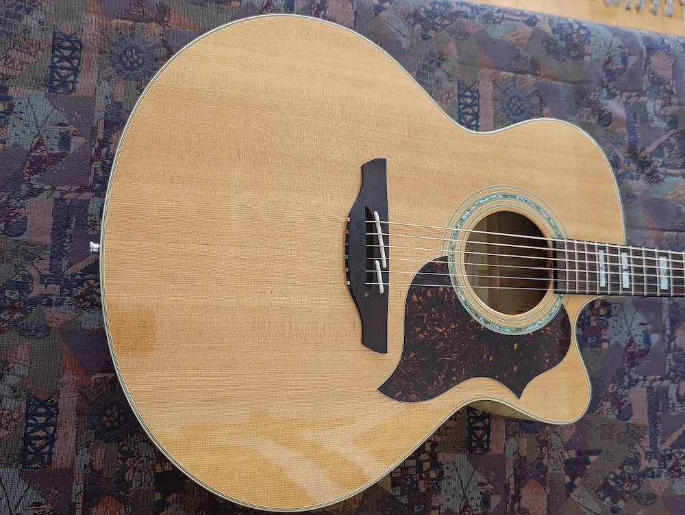 Takamine EG523SC neuwertig ohne Fehler mit Koffer