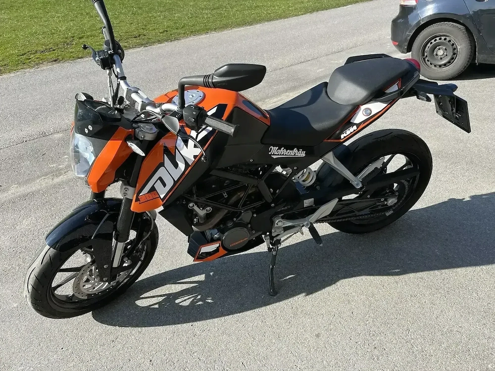 KTM Duke 200