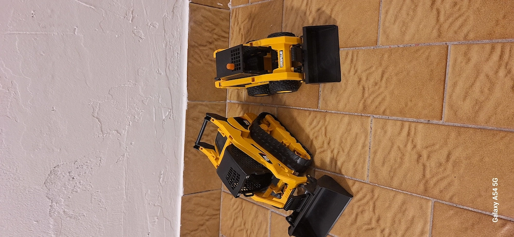 Baufahrzeuge CAT, 2 Stück, sehr guter Zustand