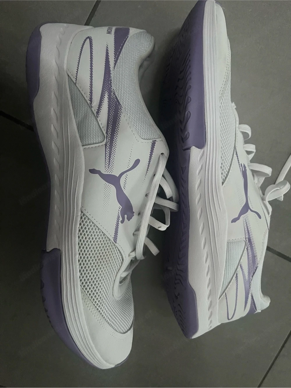 Puma Sneaker Weiß Lila   sportlich & bequem 48