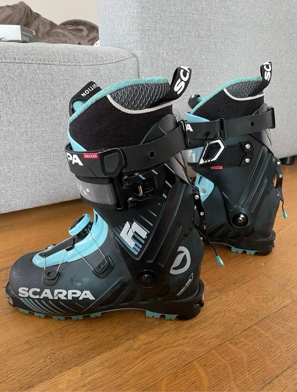 Scarpa F1 Women Skitourenschuh Gr 24,5   38,5
