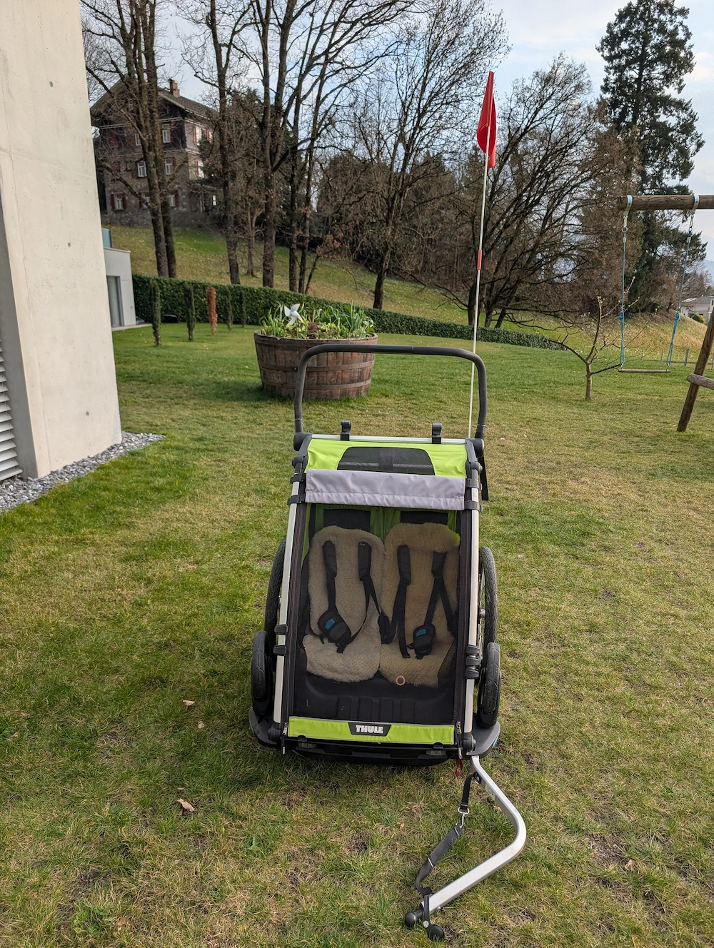 Fahrradanhänger Thule Cab 2 mit Zubehör 