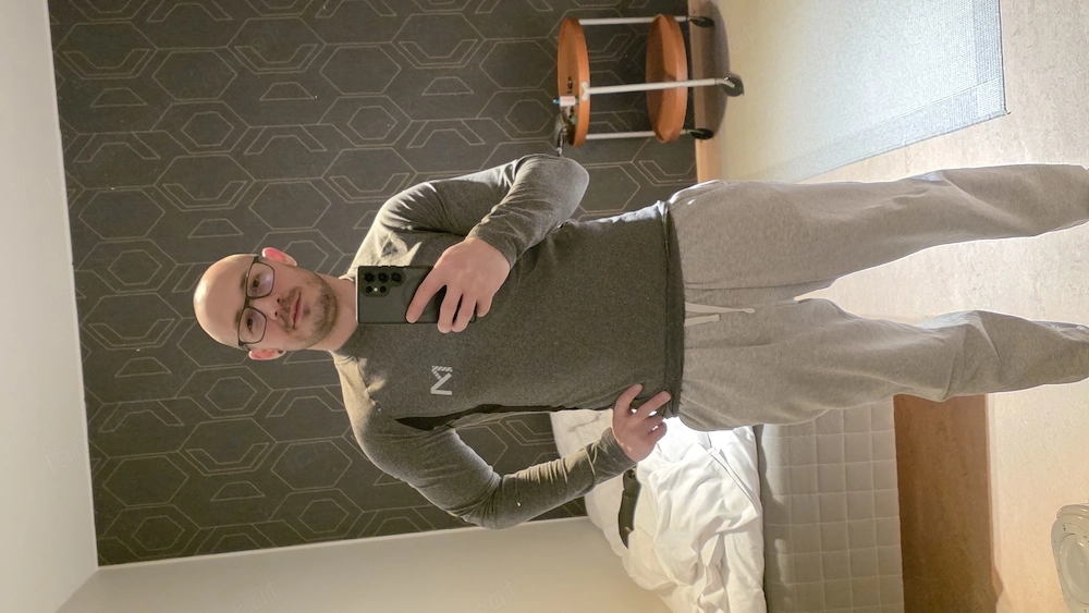 Mann (33) sucht Frau oder Pärchen 18 bis 45