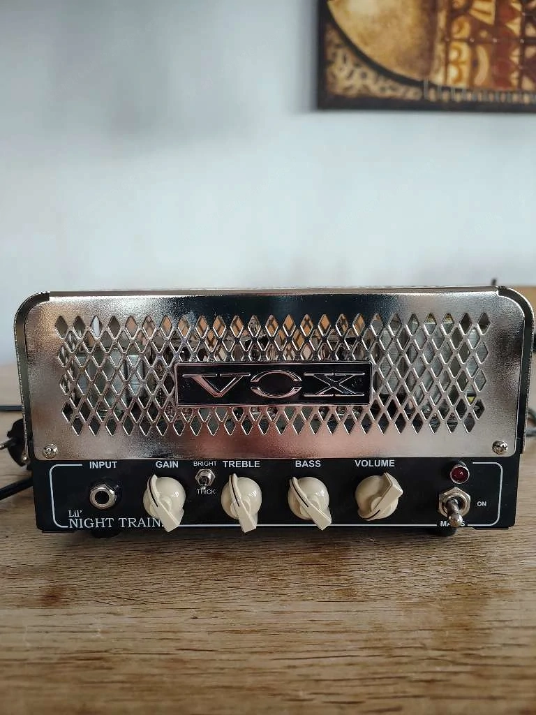 Vollröhren-Gitarrenverstärker VOX lil nighttrain