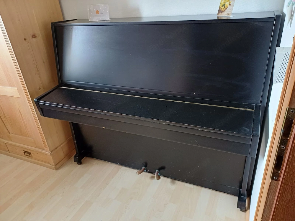 Klavier zu verkaufen