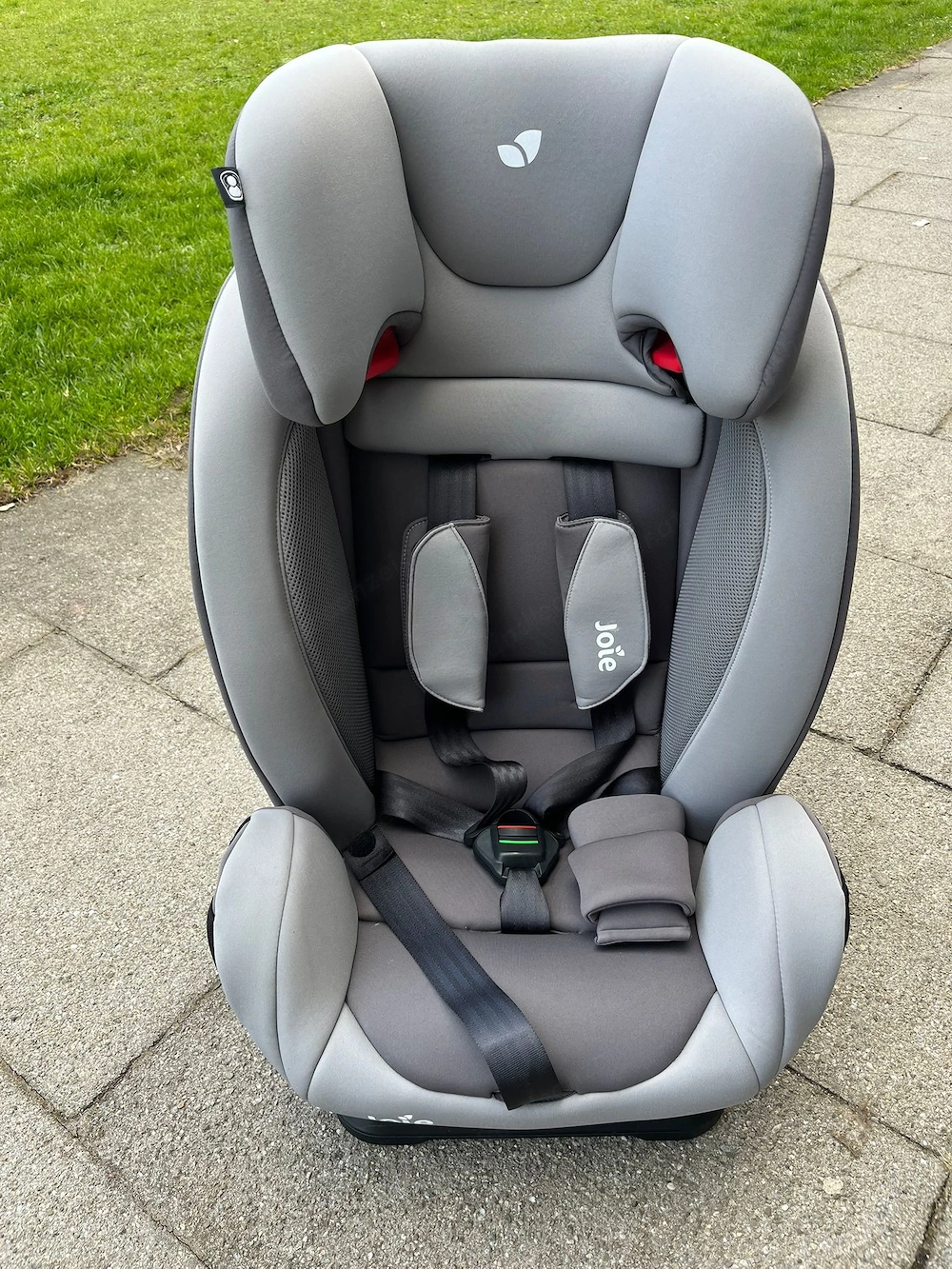Kindersitz fürs Auto